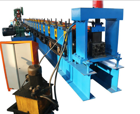 Maszyna do formowania rolek w stojaku 4,5T 5,5 kW do płyty aluminiowej