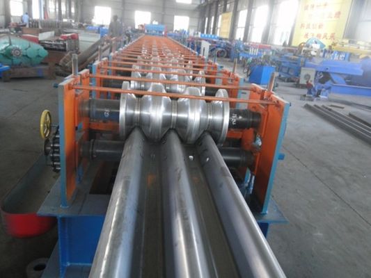Maszyna do formowania rolek 5T Highway Guardrail 5m / min 15KW