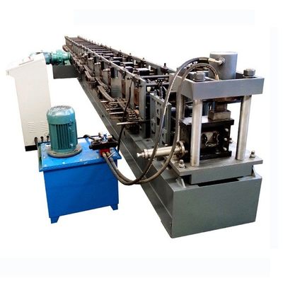 Maszyna do formowania rolek w regałach magazynowych 6T Prasa hydrauliczna 10 m / min