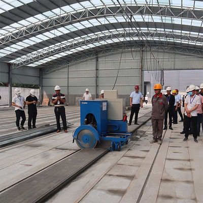 2000 obr./min Hydrauliczna maszyna do cięcia paneli działowych 2,5 m / min do słupów cementowych