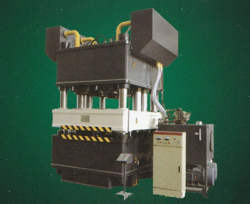Jednofunkcyjna maszyna do wytłaczania drzwi stalowych 15KW Zintegrowana