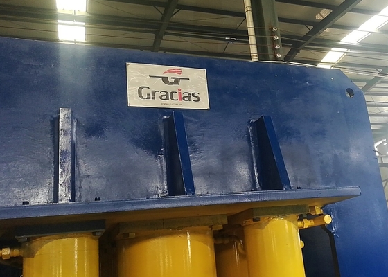 2000Ton hydrauliczna maszyna do tłoczenia drzwi stalowych z zabezpieczeniem przeciw kradzieży z podwójnym cylindrem