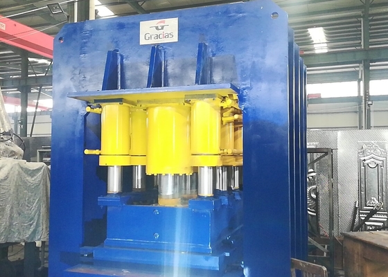 Scentralizowana prasa hydrauliczna do tłoczenia drzwi stalowych o mocy 15 kW 2500T